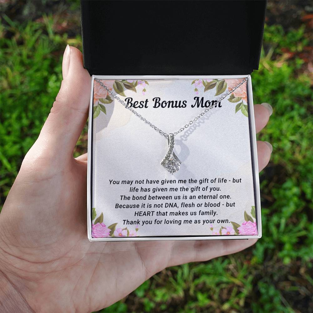 Best Bonus Mom | Alluring Beauty Necklace